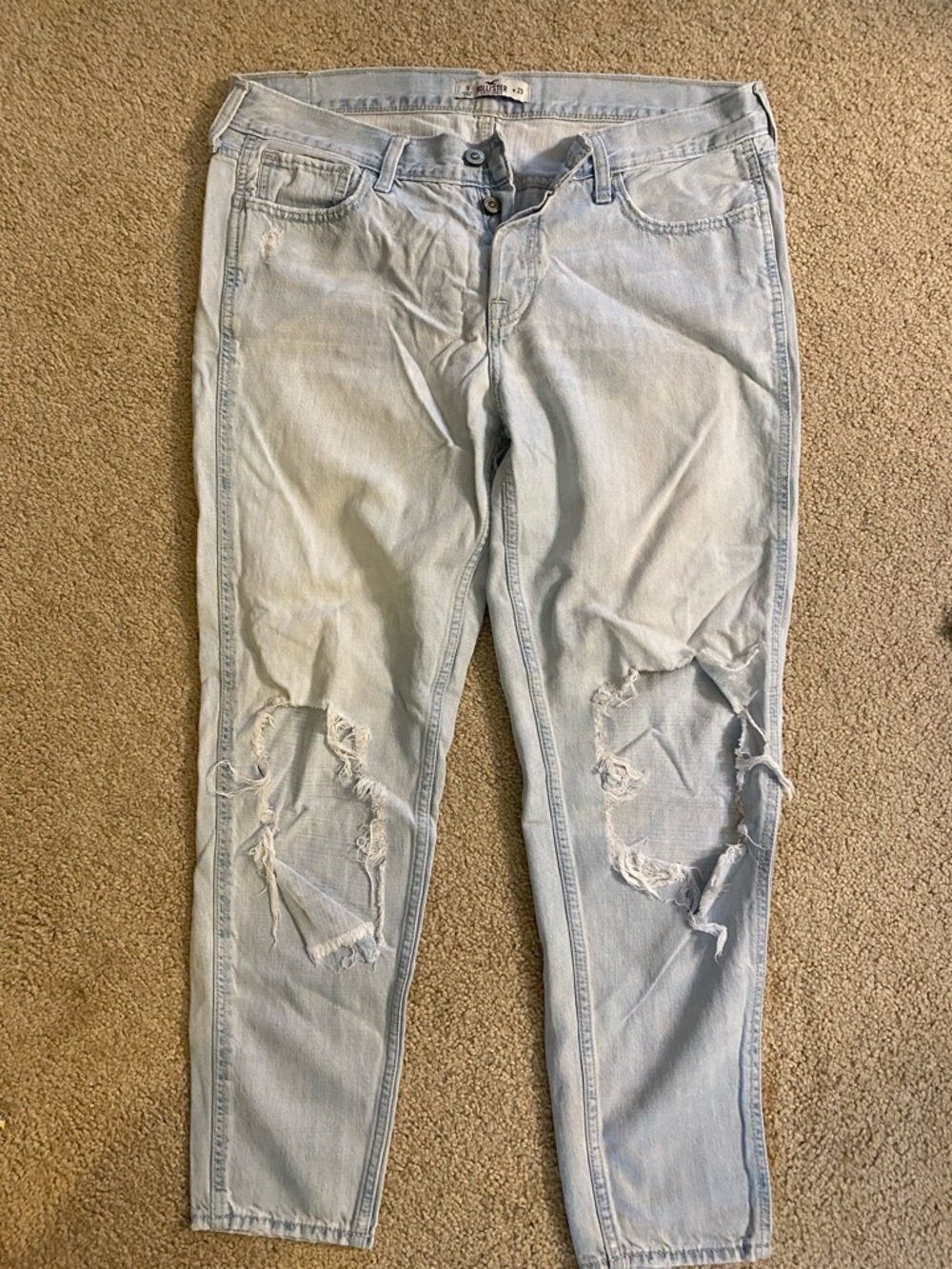 Hollister Light Wash Ripped Skinny Ankle Jeans